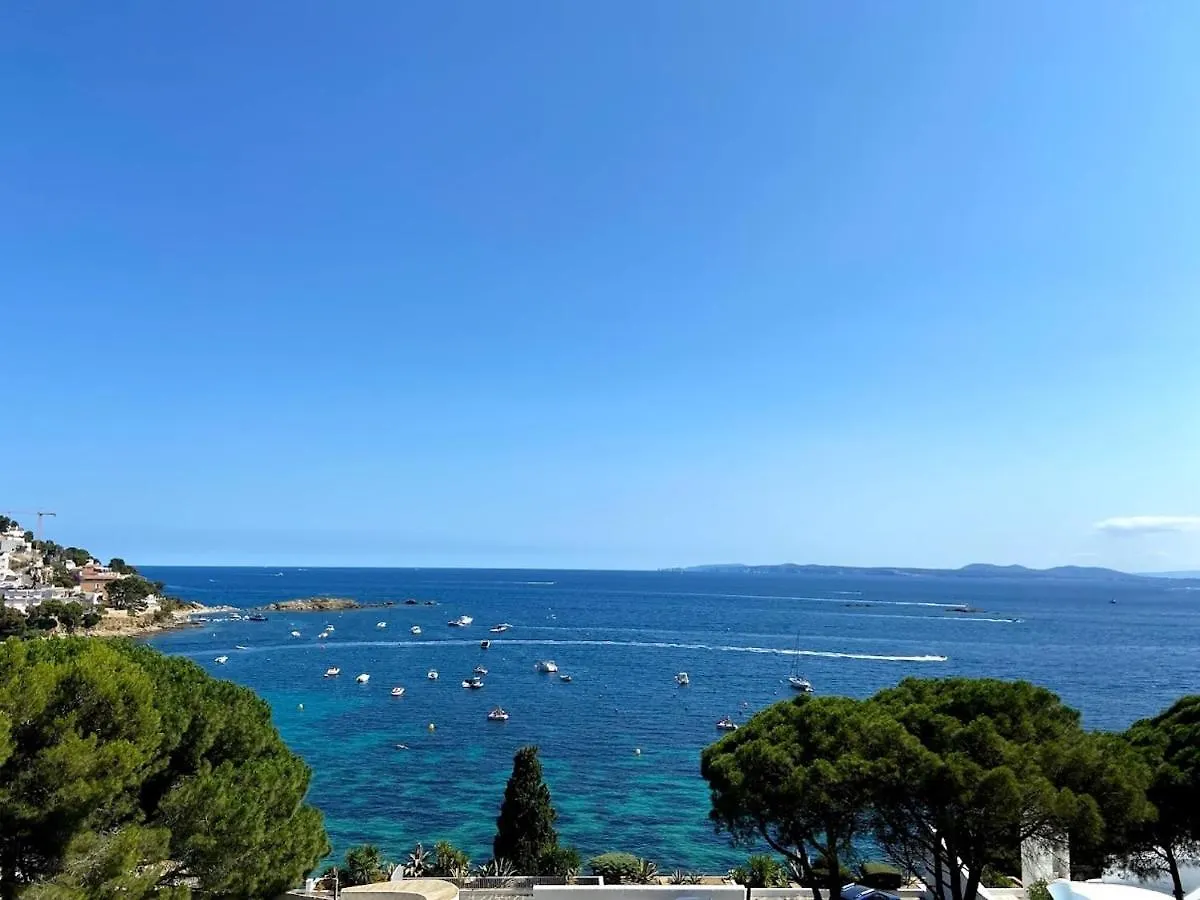 Appartement Canyelles Front De Mer Roses Spain